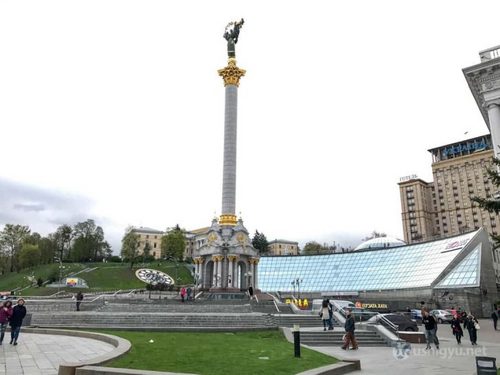 ukraine-kiev-independent-square-7.jpg